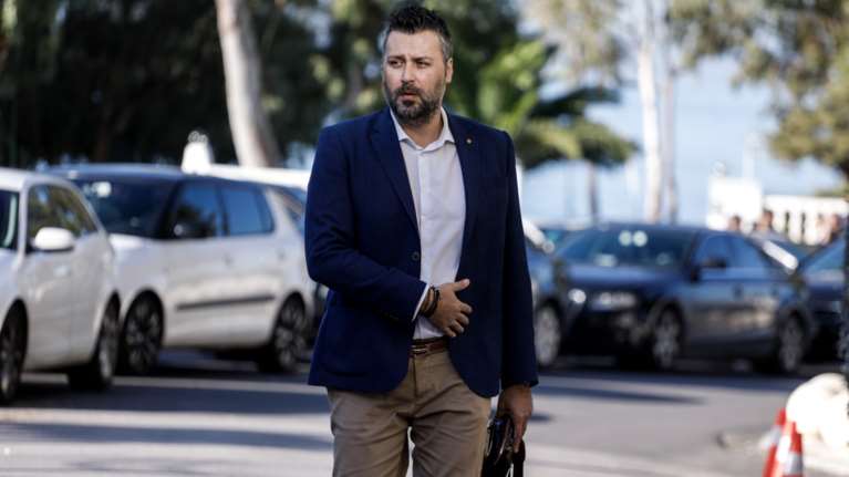 Γιάννης Καλλιάνος: Με κορονοϊό οι γονείς του - &quot;Μου κόπηκαν τα πόδια&quot;