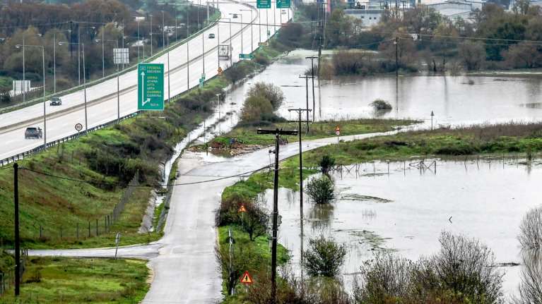 Σφοδρή κακοκαιρία στην Ήπειρο: Μήνυμα του 112 για κίνδυνο κατολισθήσεων - Ακυρώθηκε η πτήση Αθήνα-Ιωάννινα