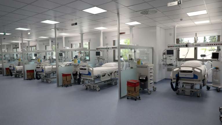 Κορονοϊός: Κατέληξε 86χρονη στον Ευαγγελισμό - Στους 560 οι νεκροί της μακάβριας λίστας