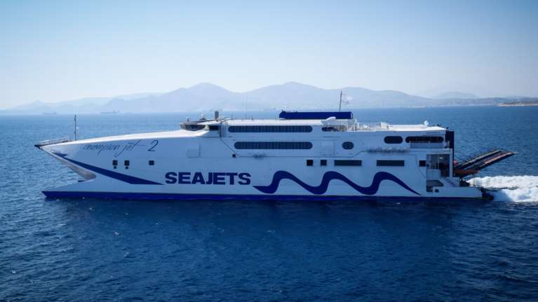 Βλάβη στο πλοίο &quot;Champion Jet 2&quot; - Ταλαιπωρία για 71 επιβάτες