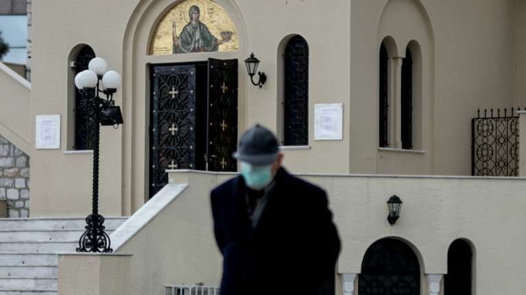 Καμία σωτηρία: Προσέφυγαν στο ΣτΕ κατά του κλεισίματος των εκκλησιών