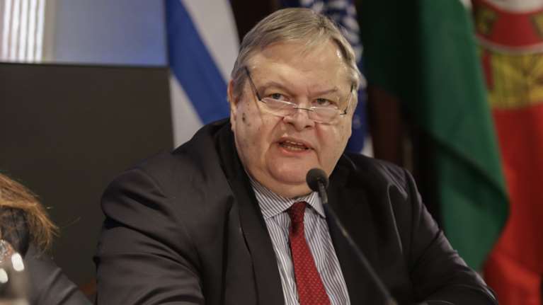 Βενιζέλος για Novartis: Γέμισε πληγές το σώμα της Δικαιοσύνης