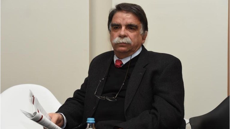 Α. Βατόπουλος