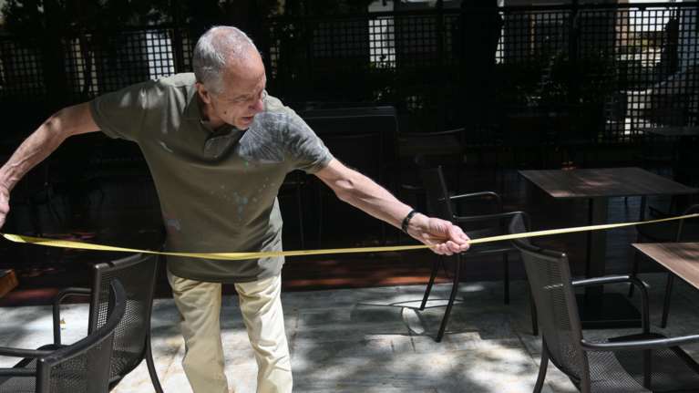 Αντίστροφη μέτρηση για το άνοιγμα της εστίασης - Τα μέτρα προστασίας, οι προσδοκίες και το... άγχος