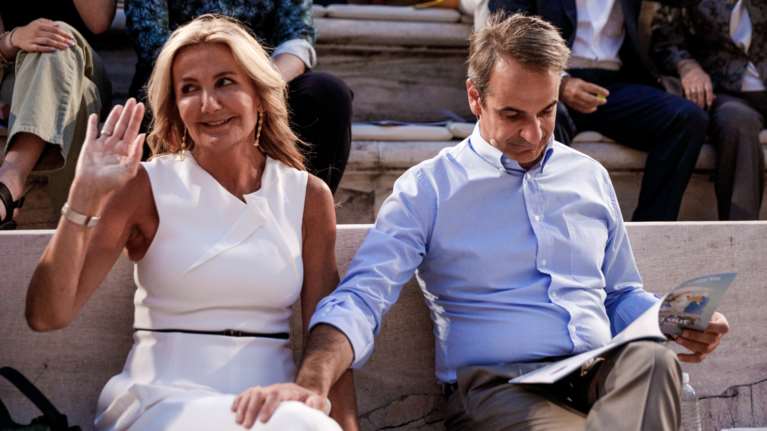 Στο Ηρώδειο Κυριάκος και Μαρέβα Μητσοτάκη: Συζήτηση με τον CEO του Netflix, Τεντ Σαράντος [Εικόνες]