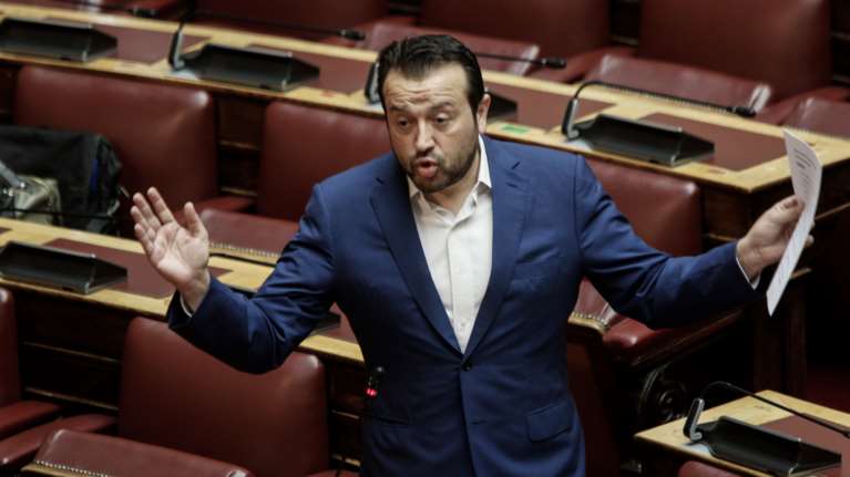 Βουλή: Live η συζήτηση για την προανακριτική κατά Νίκου Παππά - Για τον Καλογρίτσα και τις τηλεοπτικές άδειες