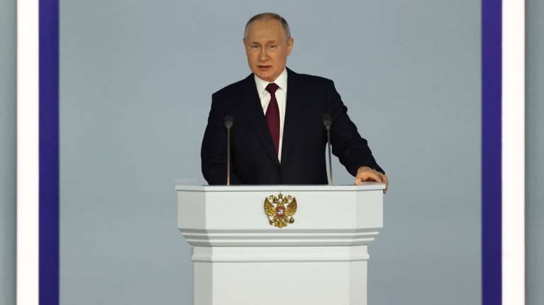 Ελβετία: Ένοχοι τέσσερις τραπεζίτες που βοήθησαν το "πορτοφόλι του Πούτιν" να μεταφέρει χρήματα