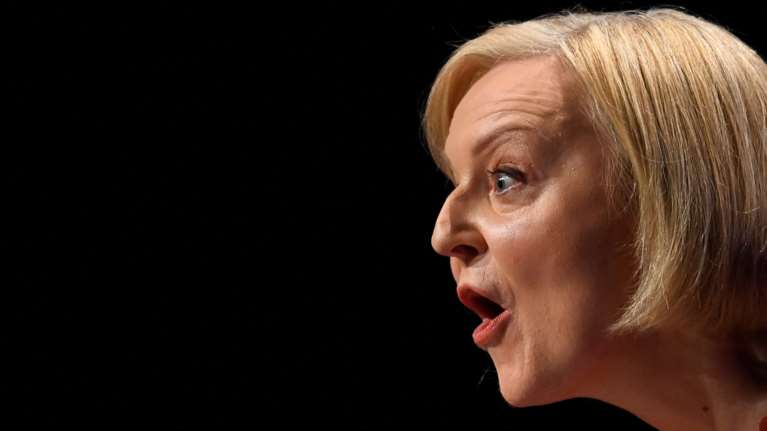 Παρασκήνιο: Οι τελευταίες ώρες της Λιζ Τρας στη Ντάουνινγκ Στριτ- Τα mail και τα τηλεφωνήματα στις 4 το πρωί