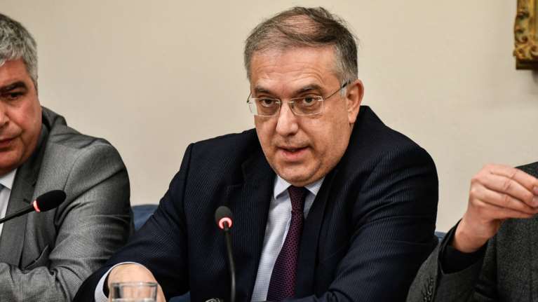 Θεοδωρικάκος: Προθεσμία έως τις 31/8 για τα αδήλωτα τετραγωνικά