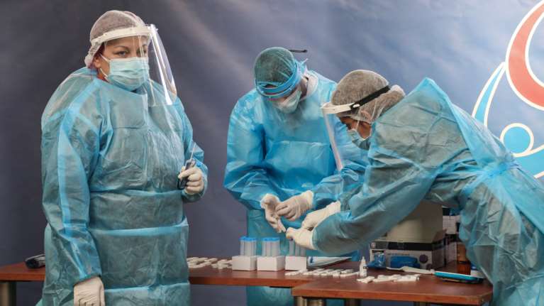 Κορονοϊός: Στο... προσκήνιο η Θεσσαλία με πάνω από 3.000 ενεργά κρούσματα - Στο &quot;κόκκινο&quot; η Λάρισα