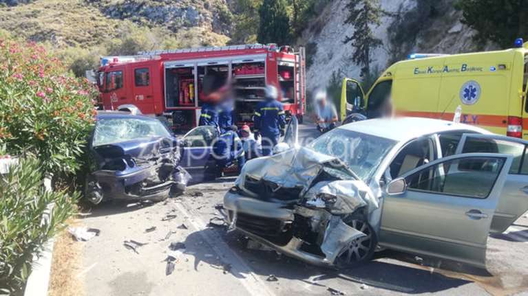 Σοκαριστικό τροχαίο στα Χανιά – Ένας νεκρός και δύο σοβαρά τραυματίες από μετωπική σύγκρουση [Εικόνες]