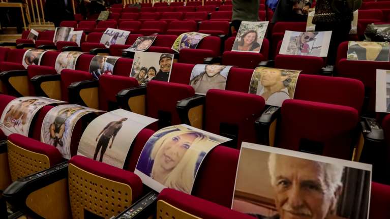 Δίκη για το Μάτι: Απεγκλώβισαν νεογέννητο γατάκι στην αίθουσα - Η φαρμακερή ατάκα για την πυροσβεστική