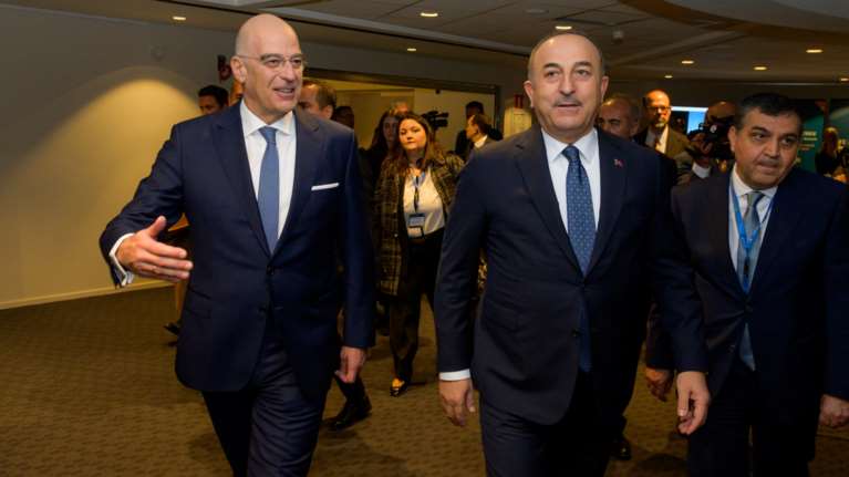 Συγχαρητήριο τηλεφώνημα Δένδια σε Τσαβούσογλου για επανεκλογή Ερντογάν- Τι είπε για τον διάλογο με την Αγκυρα