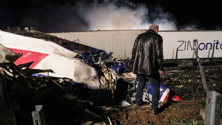 Σύγκρουση τρένων: Στην Αστυνομία Λάρισας ο σταθμάρχης βάρδιας του ΟΣΕ και ο εκπρόσωπος της Hellenic Train