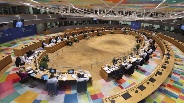 Reuters: Δεν συμφώνησαν οι "27" της ΕΕ για νέες κυρώσεις σε βάρος της Ρωσίας - Νέες συνομιλίες την Πέμπτη