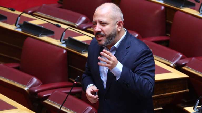 Μεϊκόπουλος: Συνδικαλιστής της ΝΔ στον ΟΣΕ που συνέταξε το πόρισμα για τα Τέμπη, έχει καταδικαστεί για απάτη