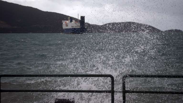 Κακοκαιρία &quot;Ιανός&quot;: Εκλεισε η ακτοπλοϊκή γραμμή Ζακύνθου - Κυλλήνης