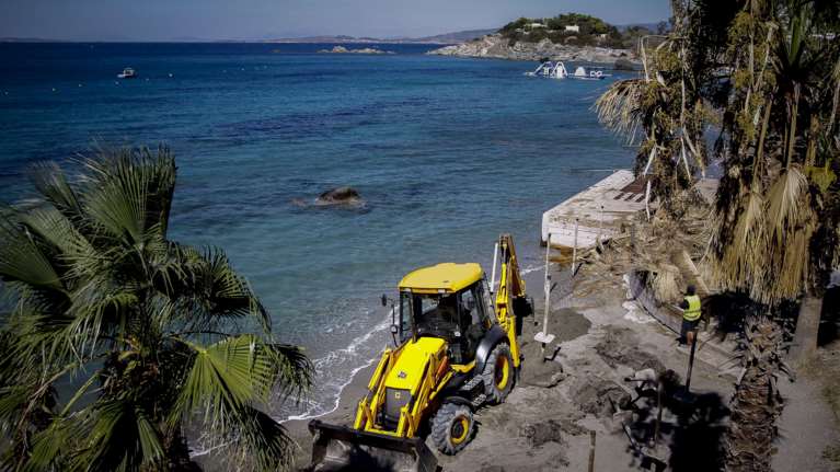 Σφοδρές αντιδράσεις για το νομοσχέδιο &quot;έκτρωμα&quot; για την εκτός σχεδίου δόμηση
