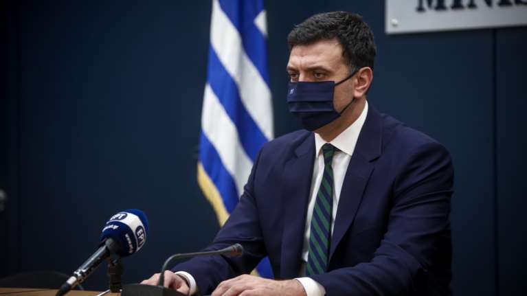 Κικίλιας: Κατειλημμένες οι 1.083 από τις 1.305 ΜΕΘ - Εμβολιασμός στο σπίτι για ΑμΕΑ