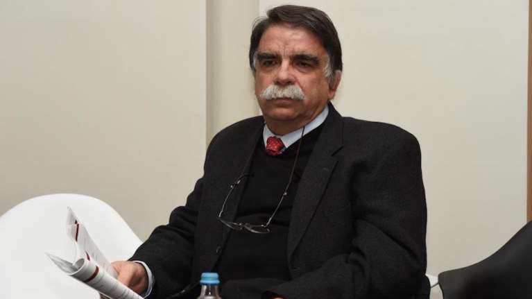 "Καμπανάκι" Βατόπουλου για τα πανηγύρια: Μπορεί να εξελιχθούν πολύ άσχημα σε υγειονομική βόμβα