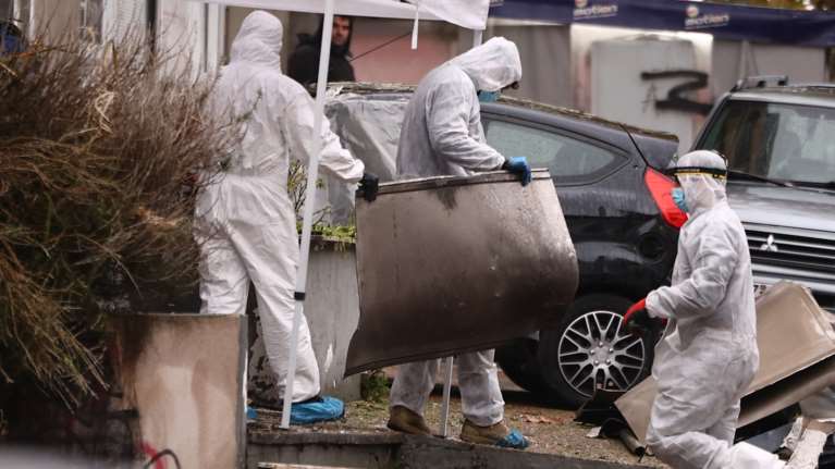 Εύοσμος: "Επαγγελματικό χτύπημα" βλέπουν οι Αρχές πίσω από την έκρηξη - Ο λόγος που αναλαμβάνει το ελληνικό FBI