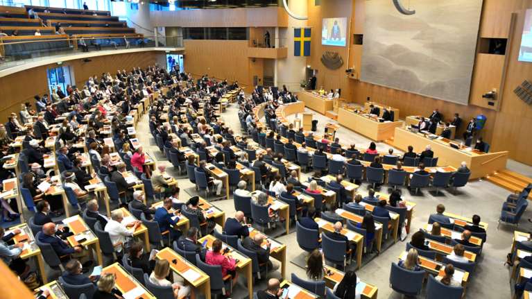 Σουηδία: Έτοιμη να κατακτήσει την εξουσία η συμμαχία δεξιάς-ακροδεξιάς