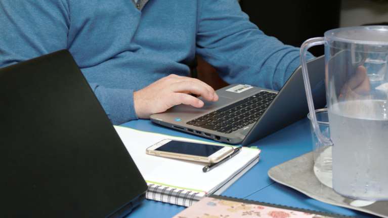 Κορονοϊός: Σχεδόν 9 στους 10 εργαζόμενους θέλουν να διατηρήσουν την επιλογή της τηλεργασίας