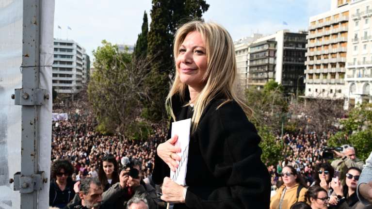 Η Καρυστιανού απαντάει στον Ν. Κακλαμάνη: "Μετά τον Τασούλα, ήρθε η ώρα να πάρει τη σκυτάλη της συγκάλυψης"