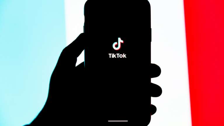 &quot;Εγώ αποφασίζω για το TikTok&quot; λέει ο Τραμπ - Το Ανώτατο Δικαστήριο των ΗΠΑ απέρριψε την προσφυγή του κινεζικού κολοσσού