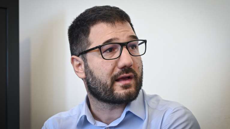 Ο Νάσος Ηλιόπουλος ζητά εξηγήσεις για το δημοσίευμα της ΕφΣυν, για εικονικά τιμολόγια της Marc- Είναι κακούργημα