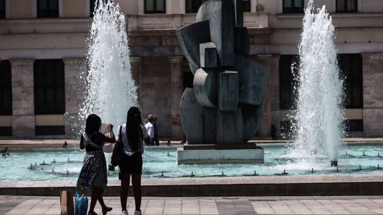 Αντιδρούν οι Έλληνες μετεωρολόγοι στο δημοσίευμα του Bloomberg - Υπερβολική η πρόβλεψη για καύσωνα τον Αύγουστο