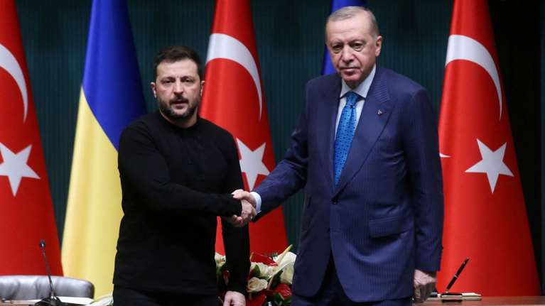 Ερντογάν: "Επιθυμία μου είναι να φέρουμε τον Πούτιν και τον Ζελένσκι μαζί με τον Τραμπ στην Τουρκία"