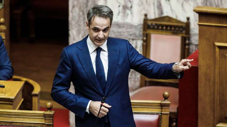 Μητσοτάκης σε Βαρουφάκη-Κουτσούμπα: &quot;Δεν ήταν μόνο αριστεροί στο Πολυτεχνείο&quot;