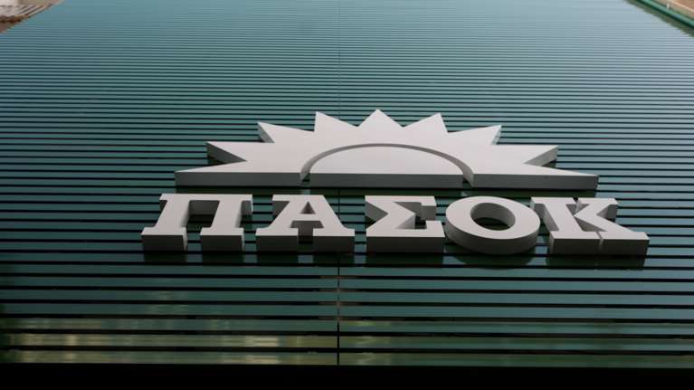 Απάντηση ΠΑΣΟΚ σε Μαρινάκη και Μακρή: &quot;Κατανοούμε τον εκνευρισμό της κυβέρνησης -Τους χαλάμε τα σχέδια&quot;