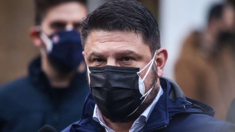 Στην Πάτρα ο Χαρδαλιάς - Αυτοψία στο νέο mega εμβολιαστικό κέντρο