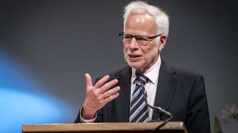 Το εκκρεμές της οικονομίας θα κινηθεί στην αντίθετη κατεύθυνση