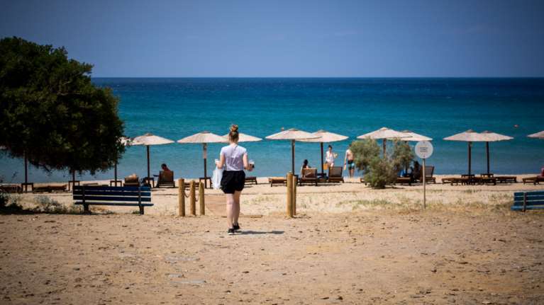 "ΣΥΝ-ΕΡΓΑΣΙΑ": Τι προβλέπει η τροπολογία για την εκ περιτροπής εργασία- Για επιχειρήσεις και εποχικά εργαζόμενους