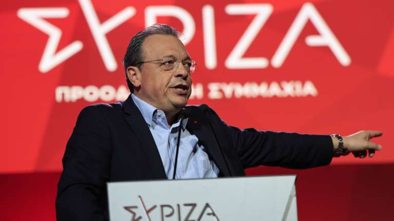 Πρόταση Φάμελλου για οικονομική ενίσχυση της &quot;Αυγής&quot; και του &quot;Κόκκινου&quot;: Να πληρώνει έξτρα 2 ευρώ όποιος ψηφίζει