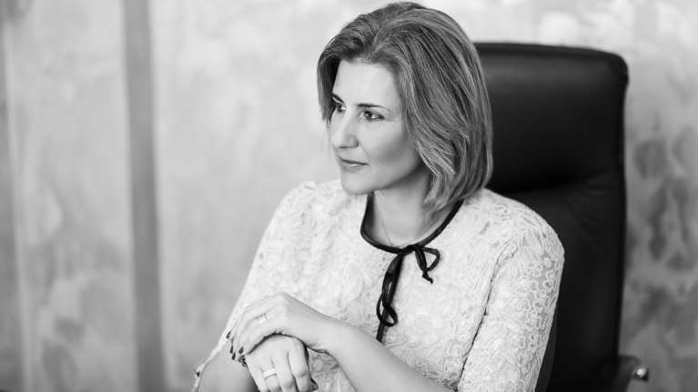 Κάτσης (ΣΥΡΙΖΑ): Ο Γεραπετρίτης διόρισε την Πιτσίκα στην Επιτροπή Ελλάδα 2050 - Ποια είναι; Το θείο βρέφος του καθεστώτος;