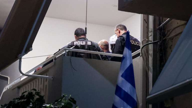 Ηράκλειο: Εξιτήριο από τη ΜΕΘ πήρε η 36χρονη, μετά τις 14 μαχαιριές που δέχθηκε από τον αρραβωνιαστικό της