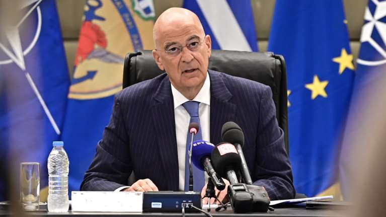 Αλλαγές στο στράτευμα: Τέλος οι φαντάροι σε Αεροπορία και Ναυτικό - Προαιρετική θητεία για τις γυναίκες