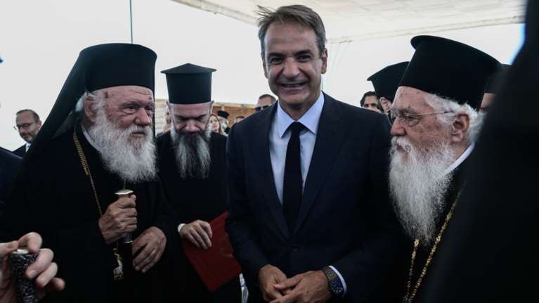 Μητσοτάκης με Ιερώνυμο στο Σχιστό: Η δήλωση για την ακίνητη περιουσία της Εκκλησίας