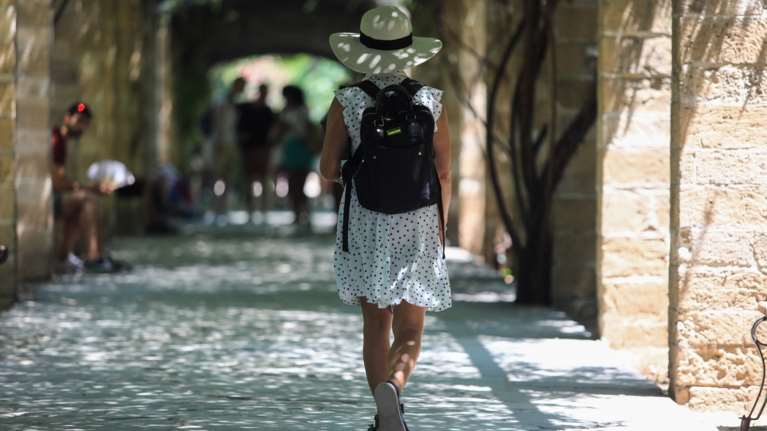 Καύσωνας Κλέων: &quot;Εκπλήξεις κρύβει η επόμενη εβδομάδα&quot;, λέει ο Καλλιάνος - Οι 9 περιοχές με πάνω από 41°C σήμερα