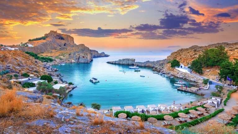 Τουρισμός: Ποιοι προορισμοί ανεβαίνουν φέτος και ποιοι δημοφιλείς σιγά-σιγά &quot;ξεφουσκώνουν&quot;