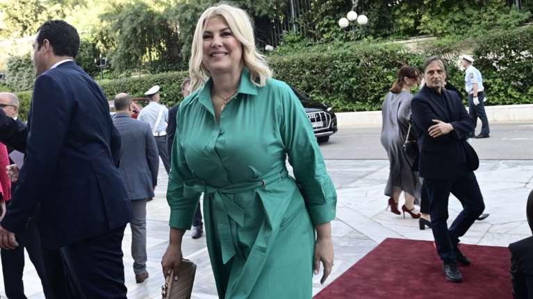 Ράνια Θρασκιά: Η νέα κυβέρνηση έχει κάποια θετικά στοιχεία - Ο Τσίπρας πρέπει να μείνει πρόεδρος