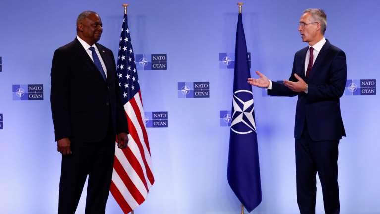 ΗΠΑ: Θα υπερασπιστούμε κάθε εκατοστό των εδαφών του ΝΑΤΟ, εάν και όποτε χρειαστεί, λέει ο υπουργός Άμυνας