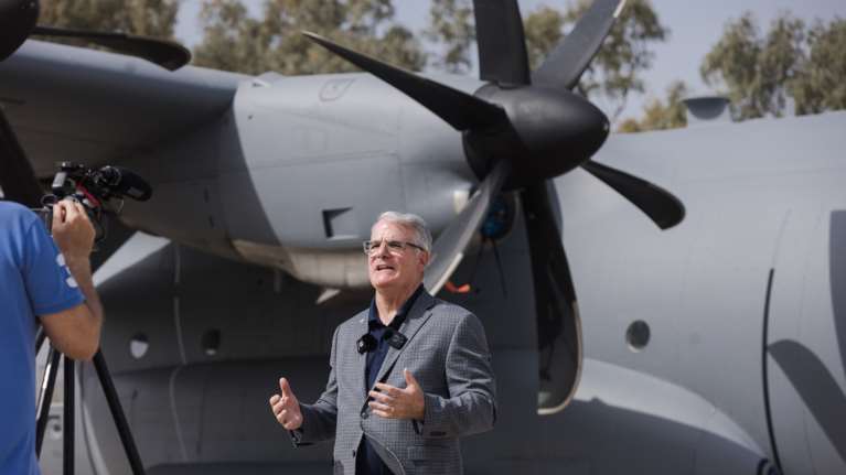 Άσκηση &quot;Stolen Cerberus&quot;: Το θηριώδες C-130J των ΗΠΑ στην Ελευσίνα [εικόνες - βίντεο]