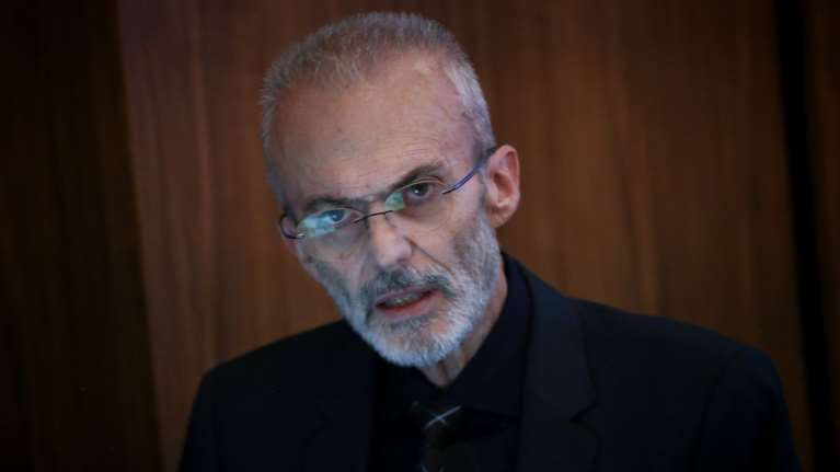 Μαύρος: Το πολιτικό σύστημα της χώρας βρίσκεται σε φάση ρευστοποίησης - Ο κόσμος έχει πιεστεί