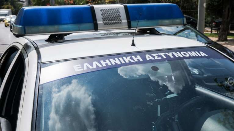 Κέρκυρα: Συνελήφθη οδηγός ταξί που χτύπησε και εγκατέλειψε σκύλο - Πρόστιμο 30 χιλ. ευρώ [εικόνα]