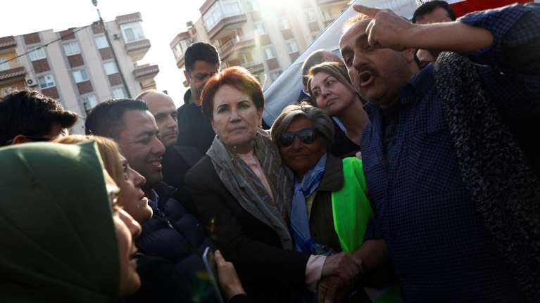 Ακσενέρ για την ένοπλη επίθεση: Δεν γεννήθηκε ο άντρας που θα με τρομάξει – Ερντογάν, πιες λίγο χαμομηλάκι